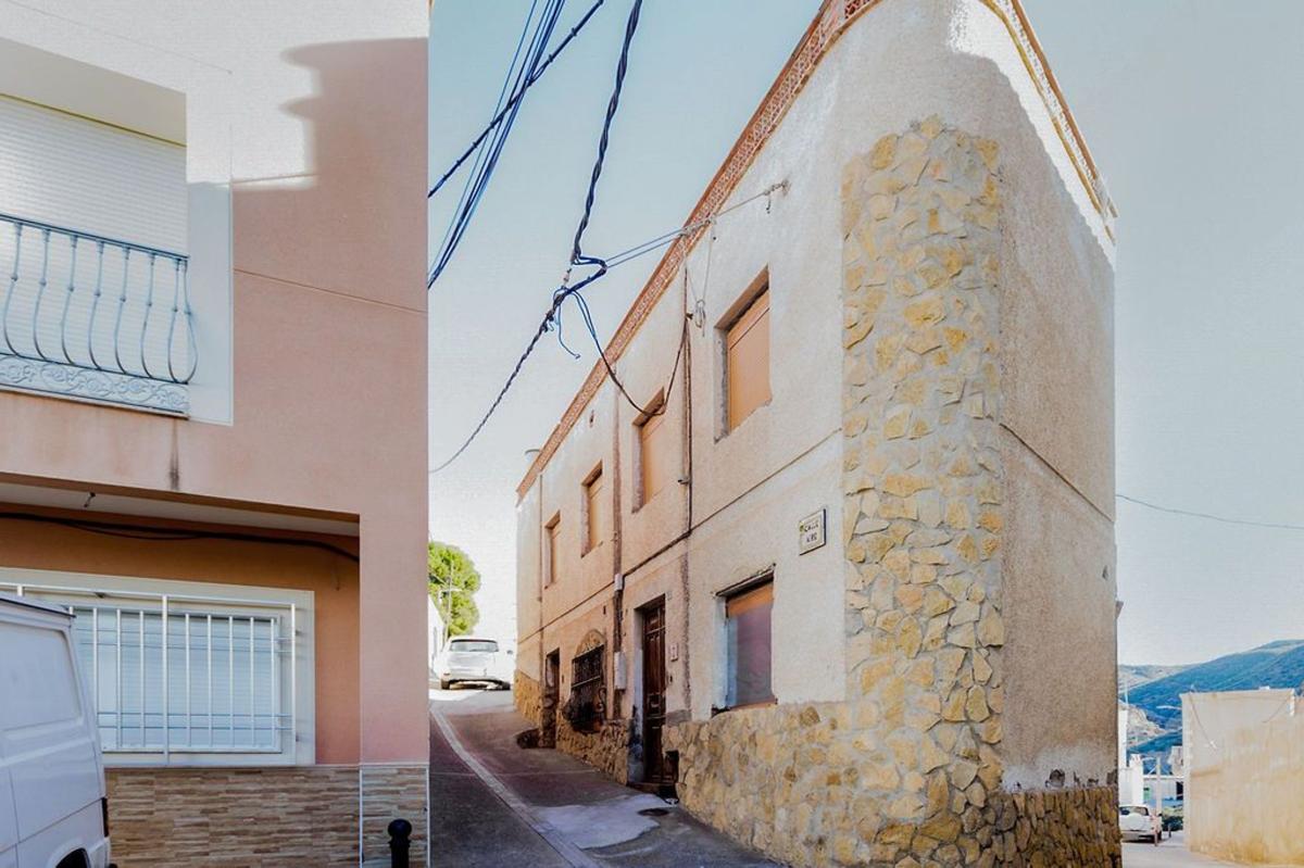 Venta de chalet independiente en Casa o chalet en Calle Aire, Alhabia, Alhabia
photo 1