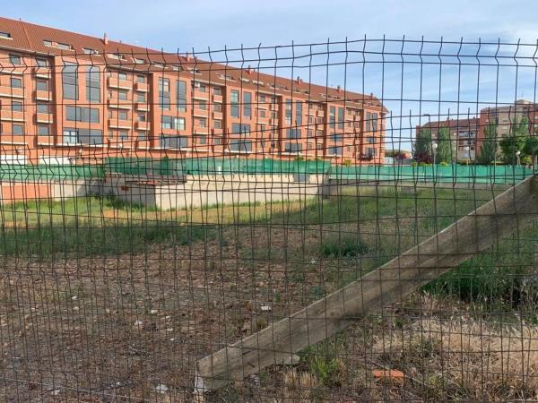 Terreno en Calle Miguel Delibes, 72, Benavente thumbnail 1