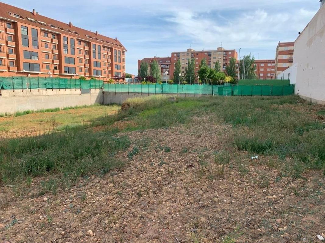 Działka na sprzedaż w Benavente, Zamora photo 3