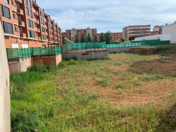 Terreno en Calle Miguel Delibes, 72, Benavente photo 4