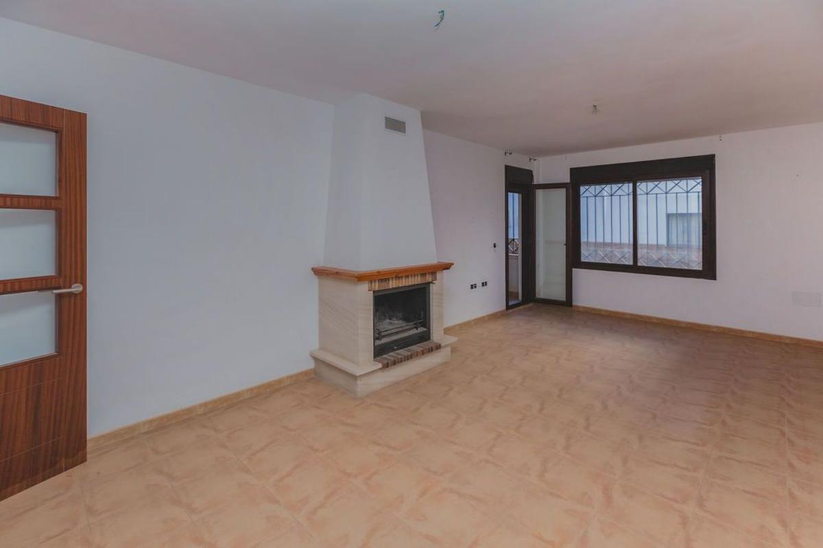 Продажа квартиры на Piso en Calle Almeria, Fondón, Фондон
 photo 2