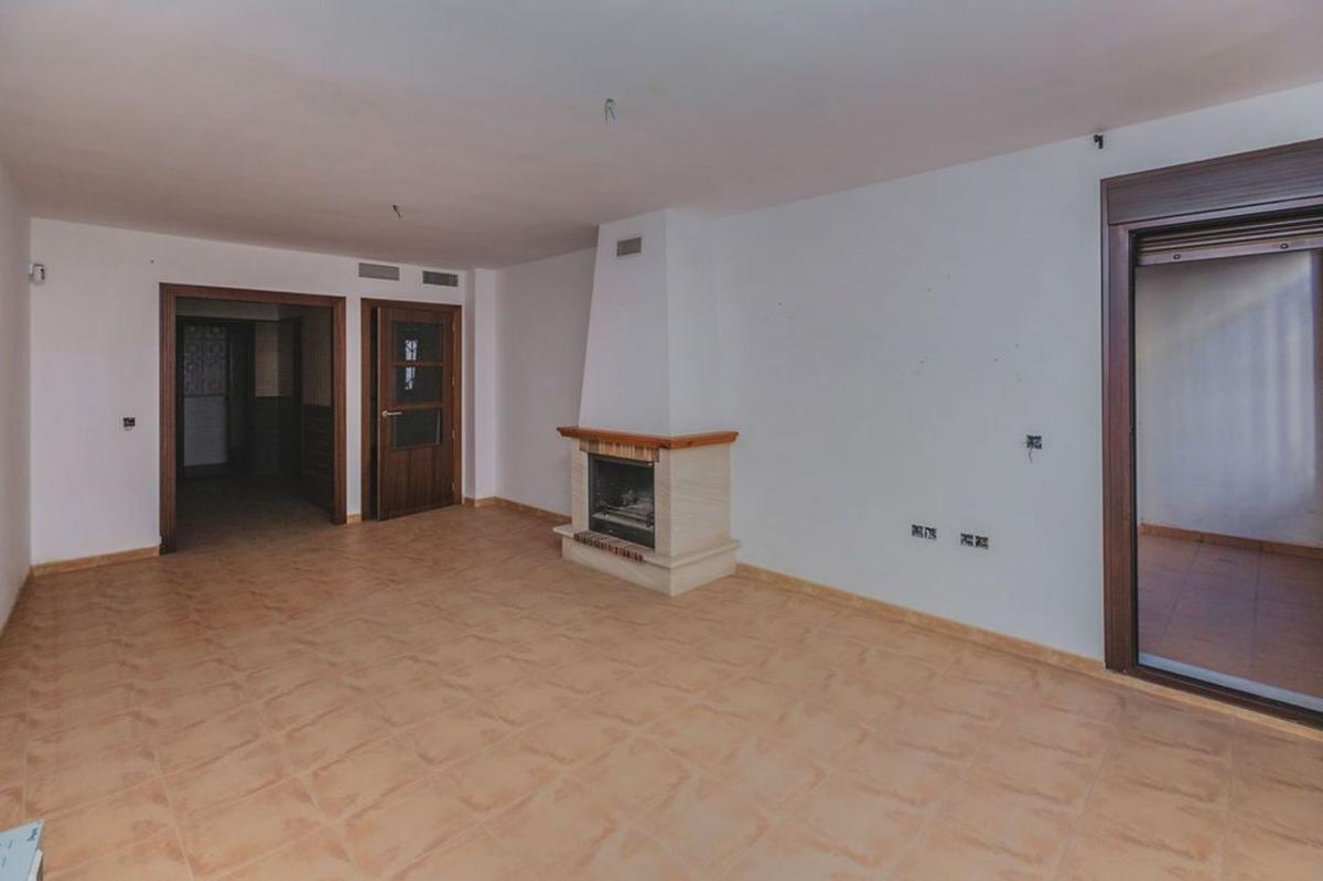 Venta de piso en Piso en Calle Almeria, Fondón, Fondón
photo 3
