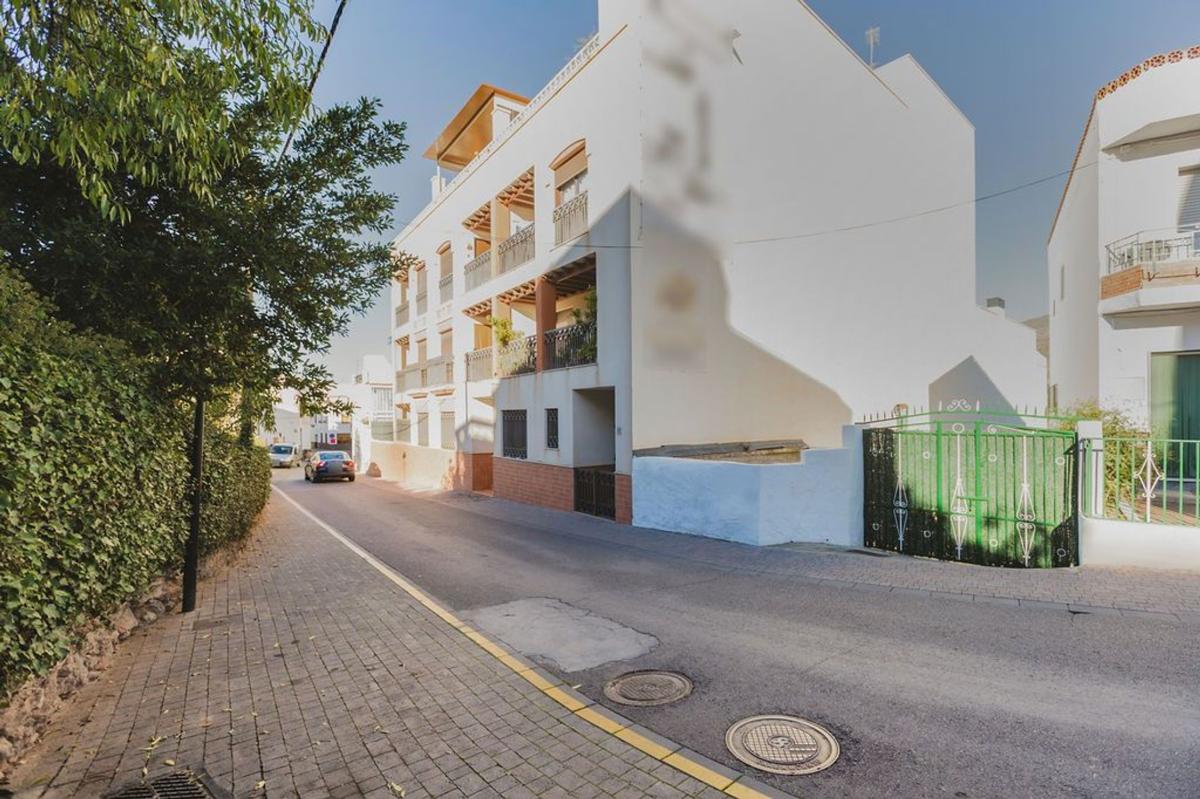 Sprzedaż mieszkania w Piso en Calle Almeria, Fondón, Fondón
photo 1