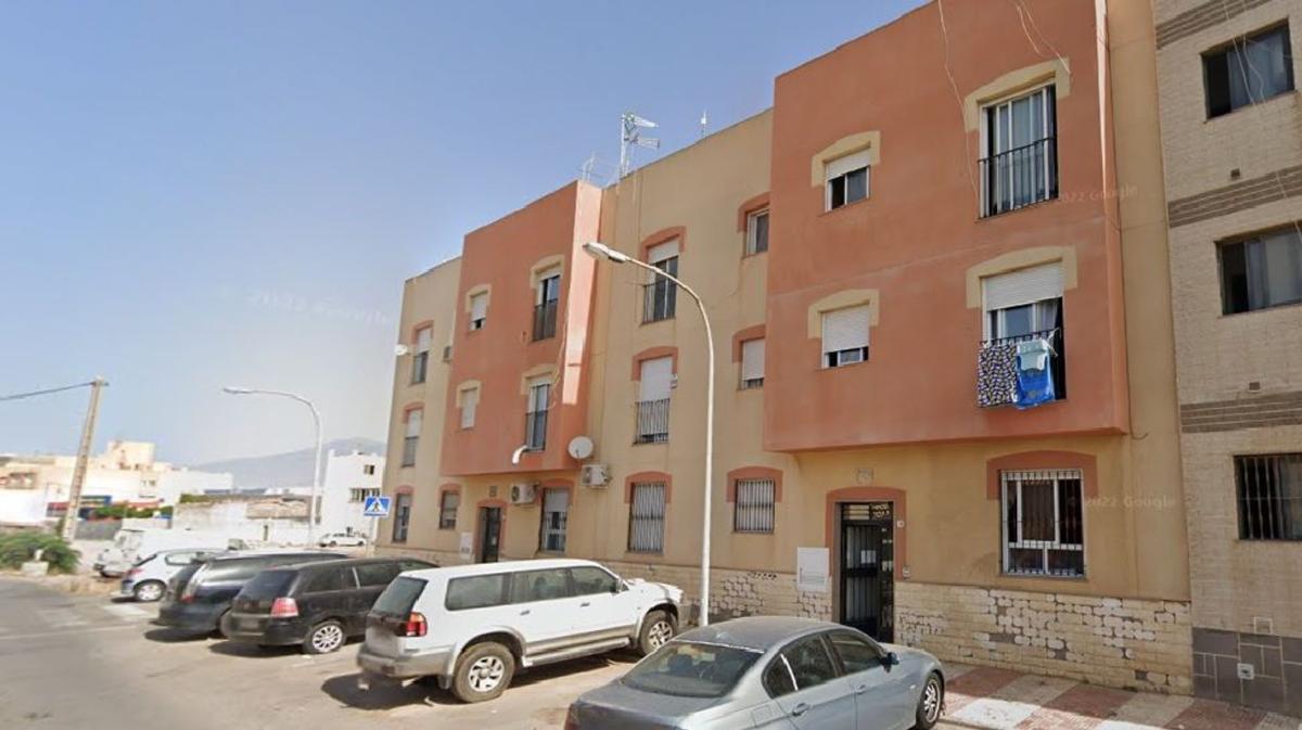 Sale of apartment in Piso en Calle Joaquinico, Carretera Mojonera - Cortijos de Marín, Roquetas de Mar, Roquetas de Mar
photo 1