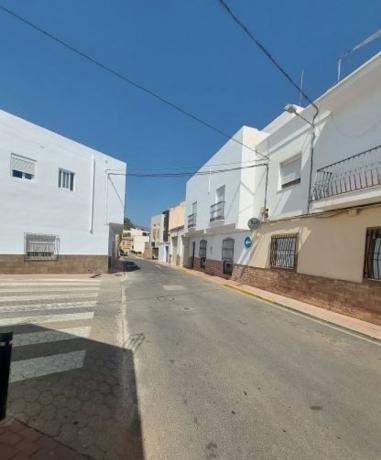 Sale of flat in Piso en Avenida Almeria, Alhama de Almería, Alhama de Almería
thumbnail 1