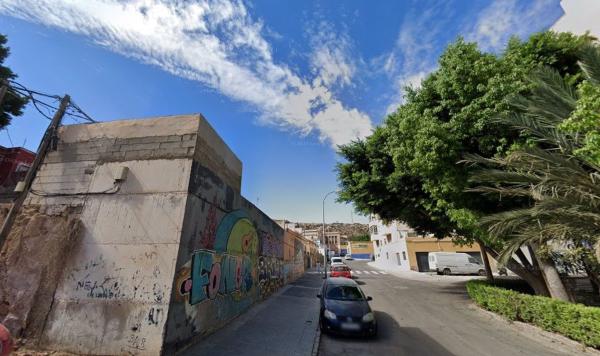 Chalet independiente en venta en Casa o chalet en Calle de la Fuentecica, Esperanza - Quemadero, Almería, Almería
 photo