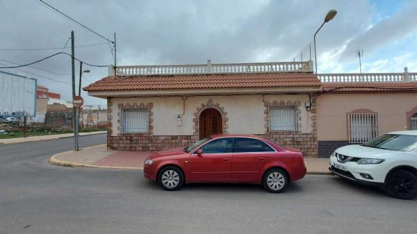 Chalet adosado en Calle Castilla, Santa María del Águila, El Ejido photo 1