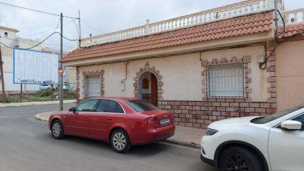Chalet adosado en Calle Castilla, Santa María del Águila, El Ejido thumbnail 2
