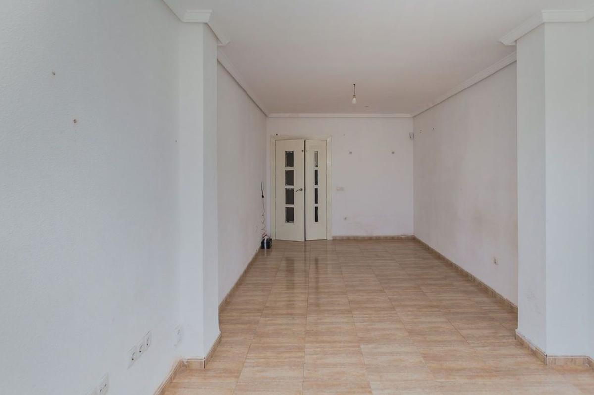 Sale of apartment in Piso en Calle Alhama de Almería, Roquetas pueblo, Roquetas de Mar, Roquetas de Mar
photo 3