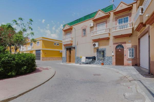 Chalet wolnostojący na sprzedaż w Casa o chalet en Plaza Cerro del Aguilón, San Isidro - Campohermoso, Nijar, Nijar photo 1
