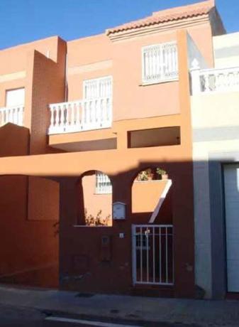 Chalet pareado en Calle Rosales, La Cañada - Costacabana - Loma Cabrera, Almería photo 2