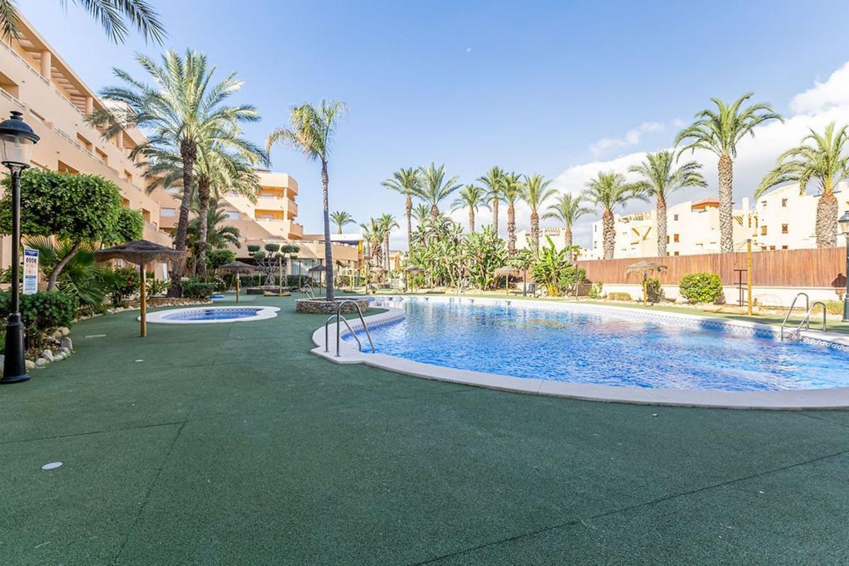 Venta de piso en Piso en Avenida de Villaricos, Cala Marqués, Vera, Vera
photo 1