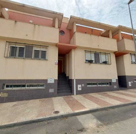 Chalet pareado en Calle Teide, Aguadulce norte, Roquetas de Mar photo 3