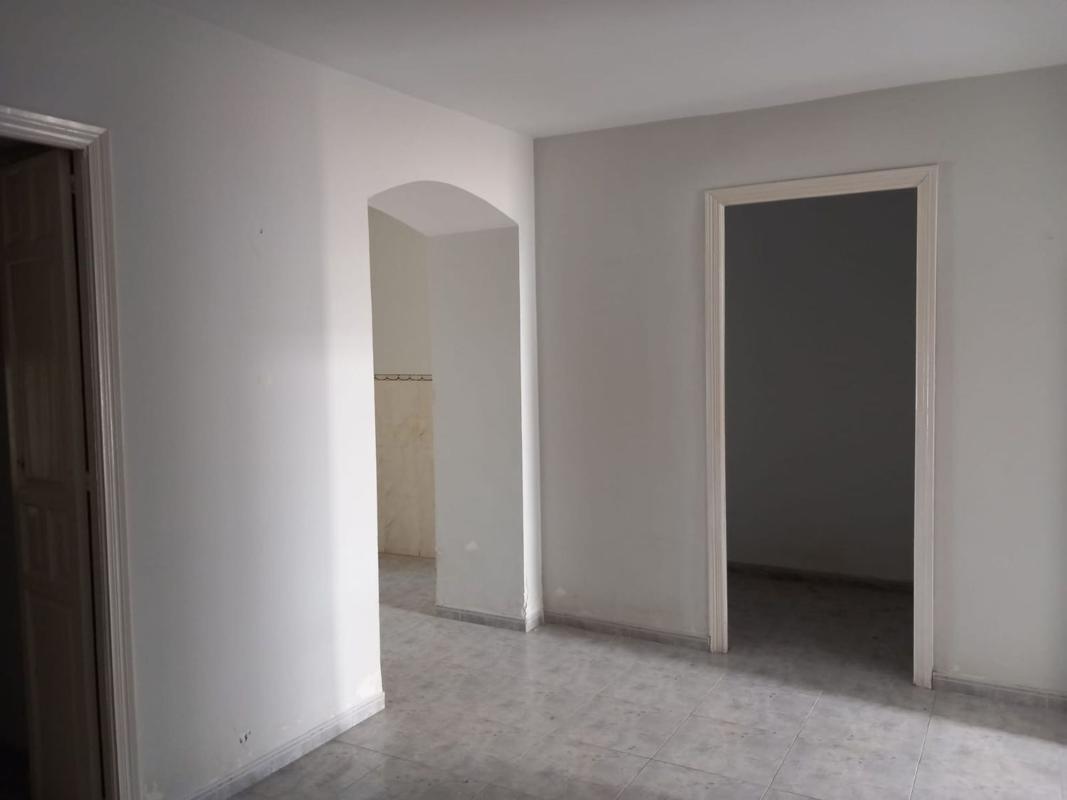 Продажа квартиры на Piso en Calle Nuestra Señora de Guadalupe, Granja de Torrehermosa, Гранха де Торрермоса
photo 2