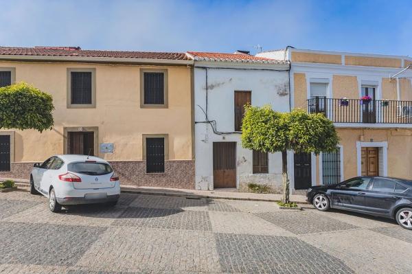 Chalet pareado en Calle Virgen de Soterraño, Barcarrota photo 1