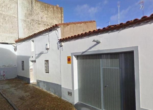 Chalet pareado en Calle Arce y Reinoso, Zalamea de la Serena thumbnail 1