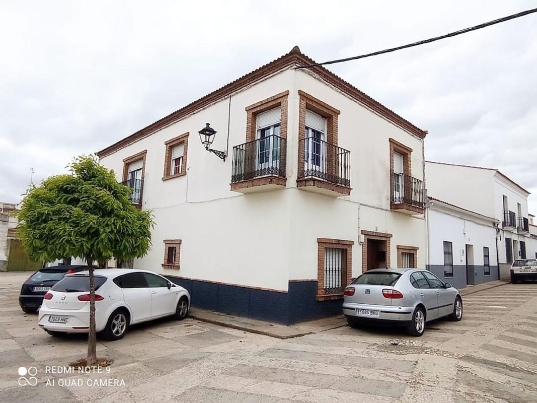 Sale of apartment in Piso en Calle Pilar, Fuente de Cantos, Fountain of Songs
photo 1