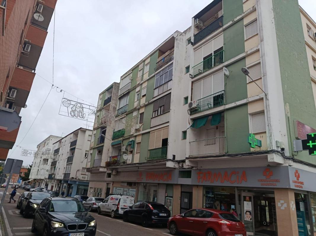Продажа квартиры на Piso en Avenida de Marques de Paterna, San Luis - Albarregas, Mérida, Мерида
photo 2
