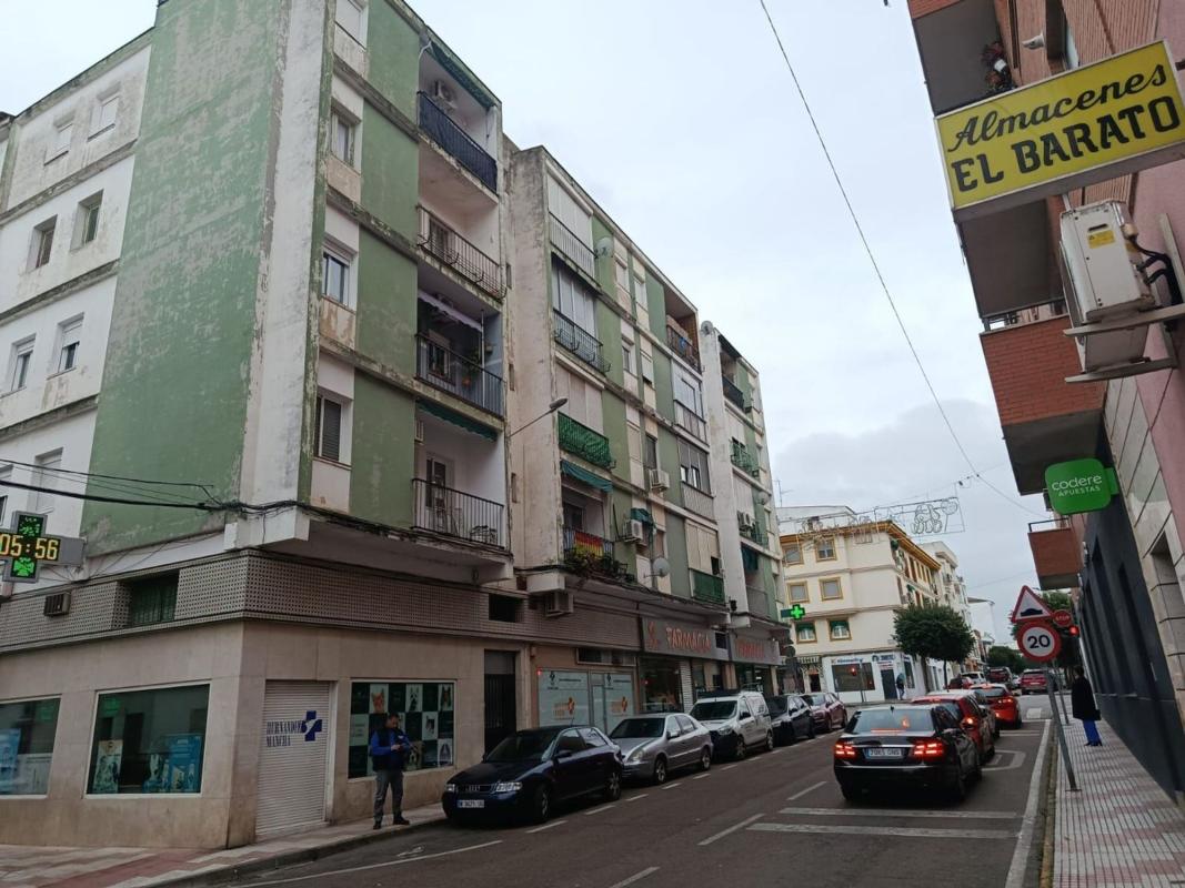 Продажа квартиры на Piso en Avenida de Marques de Paterna, San Luis - Albarregas, Mérida, Мерида
photo 5