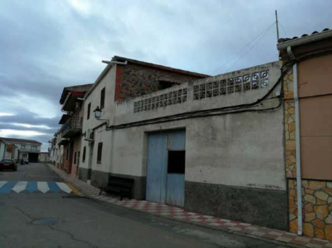 Venta de piso en Piso en Calle Democracia, Fuenlabrada de los Montes, Fuenlabrada de los Montes
photo 1