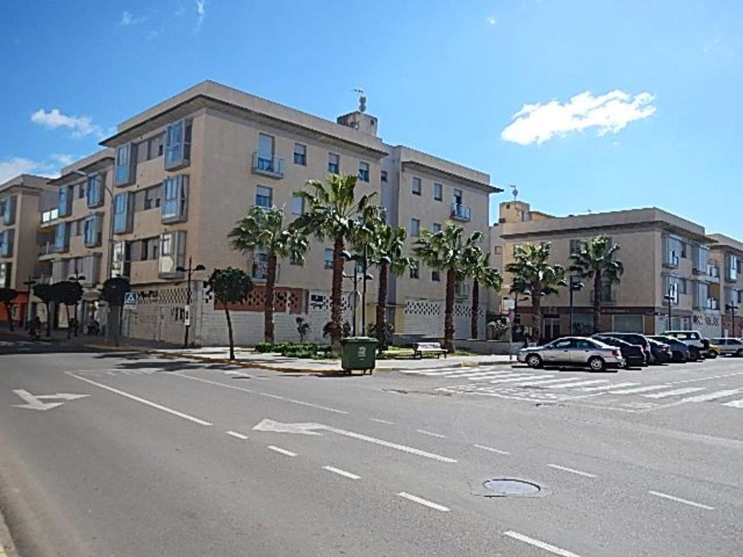 Продажа квартиры на Piso en Calle la Concha, Montijo, Монтиян
photo 1