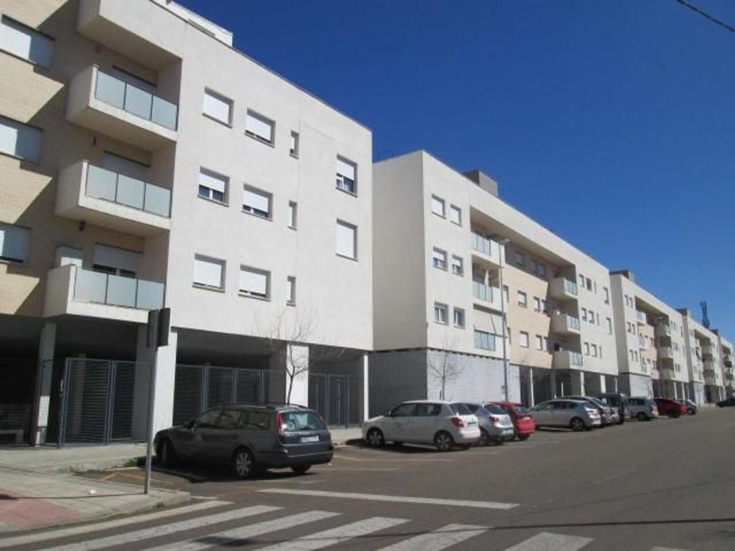 Sale of apartment in Piso en Calle Giralda, Almendralejo, Almendralejo
photo 1
