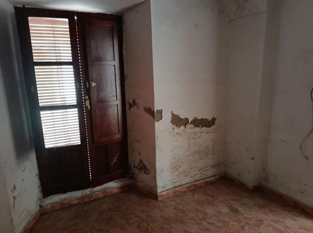 Properties for sale and rent in Spain photo 2