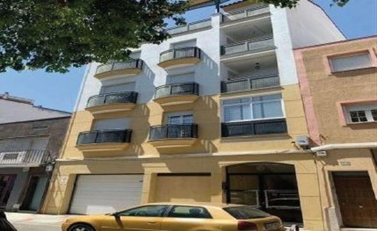 Продажа квартиры на Piso en Calle Francisco Valdés, Don Benito, Дон-Бенито
photo 1