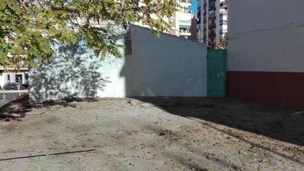 Casa o chalet independiente en Avenida Juan Sebastián Elcano, Ciudad Jardín, Badajoz thumbnail 2