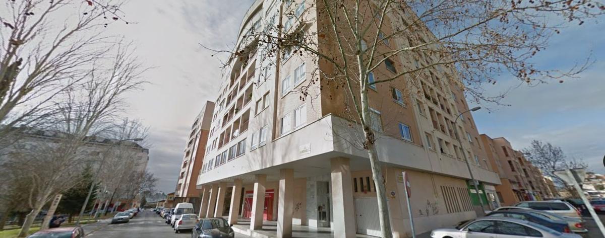 Продажа квартиры на Piso en Calle Campanilla, Ciudad Jardín, Badajoz, Бадахос
photo 1
