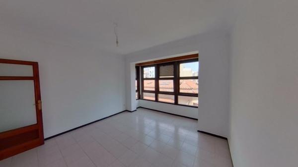 Продажа квартиры на Piso en Calle de Lluís Martí, Pere Garau, Palma de Mallorca, Пальма-де-Мальорка
photo 1
