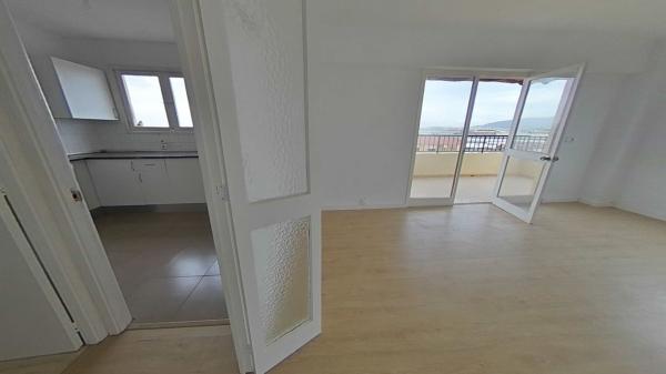 Продажа квартиры на Piso en Plaza de la Indioteria, Sa Indiotería - Son Castelló, Palma de Mallorca, Пальма-де-Мальорка
 photo 4