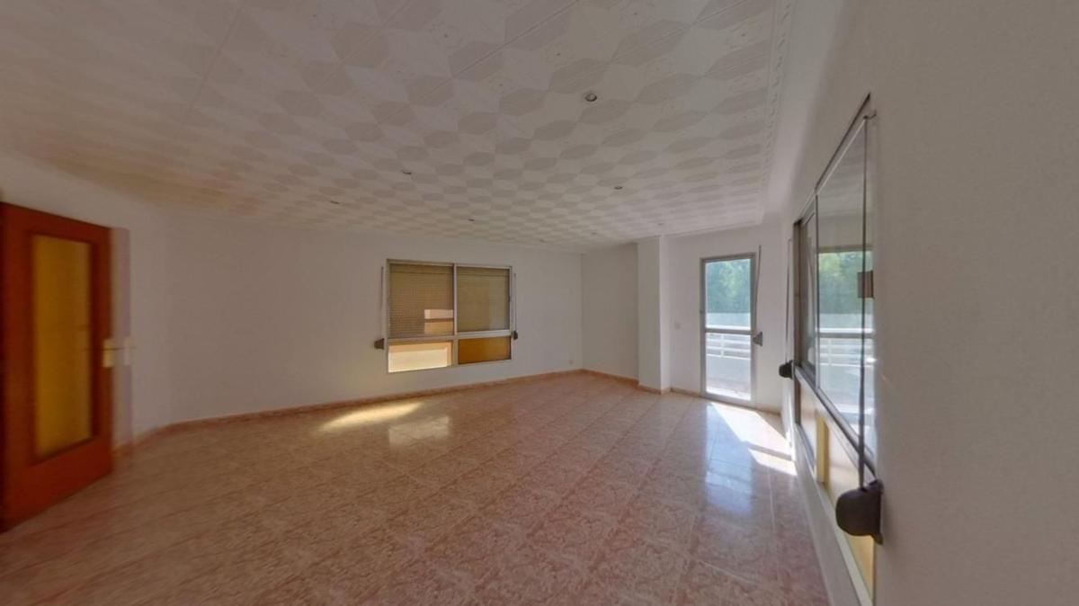 Venta de piso en Piso en Calle de l'Ametler, Rafal Vell, Palma de Mallorca, Palma de Mallorca
photo 1