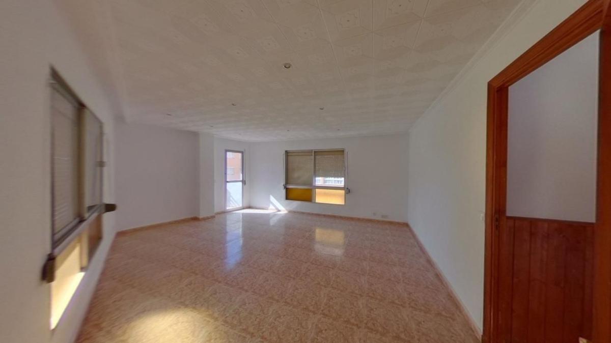 Venta de piso en Piso en Calle de l'Ametler, Rafal Vell, Palma de Mallorca, Palma de Mallorca
photo 2