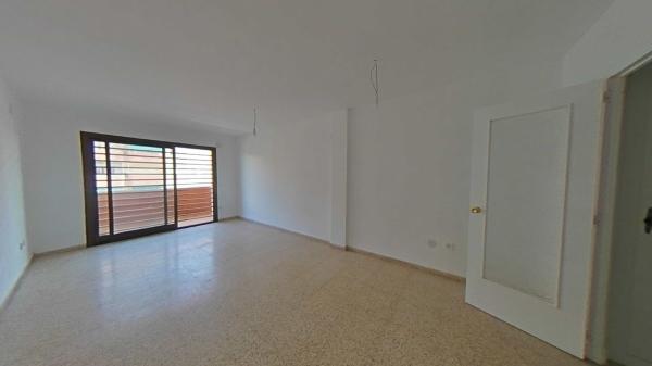 Продажа квартиры на Piso en Calle Puerto Rico, Nou Llevant, Palma de Mallorca, Пальма-де-Мальорка
 photo 4