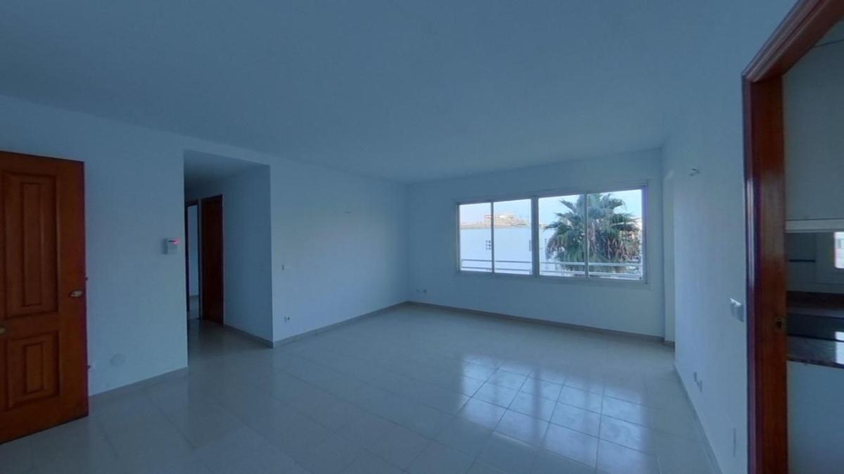 Продажа квартиры на Piso en Calle del General Riera, Camp Redo, Palma de Mallorca, Пальма-де-Мальорка
 photo 2
