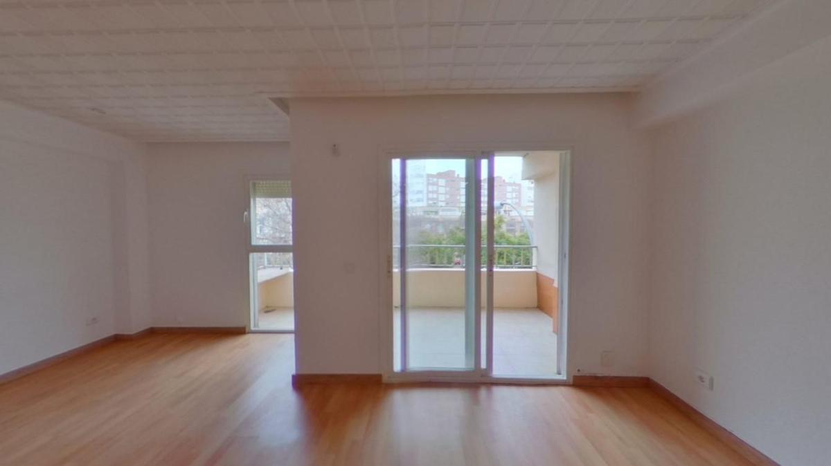 Venta de piso en Piso en Plaza Jorge Luis Borges, Pere Garau, Palma de Mallorca, Palma de Mallorca
photo 3