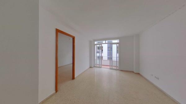 Sprzedaż mieszkania w Piso en Calle d'Antoni Maria Alcover, Camp d'En Serralta , Palma de Mallorca, Palma de Mallorca
thumbnail 2