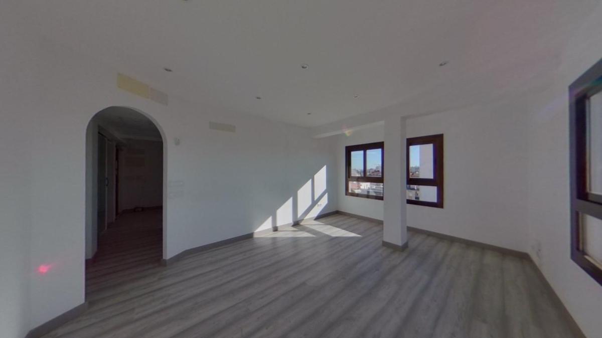 Продажа квартиры на Piso en Calle de Pascual Ribot, Son Cotoner, Palma de Mallorca, Пальма-де-Мальорка
photo 2
