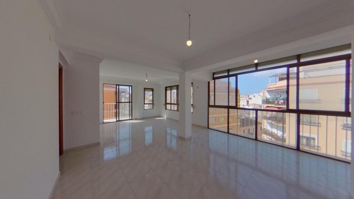 Venta de piso en Piso en Calle del Capità Vila, Pere Garau, Palma de Mallorca, Palma de Mallorca
photo 2