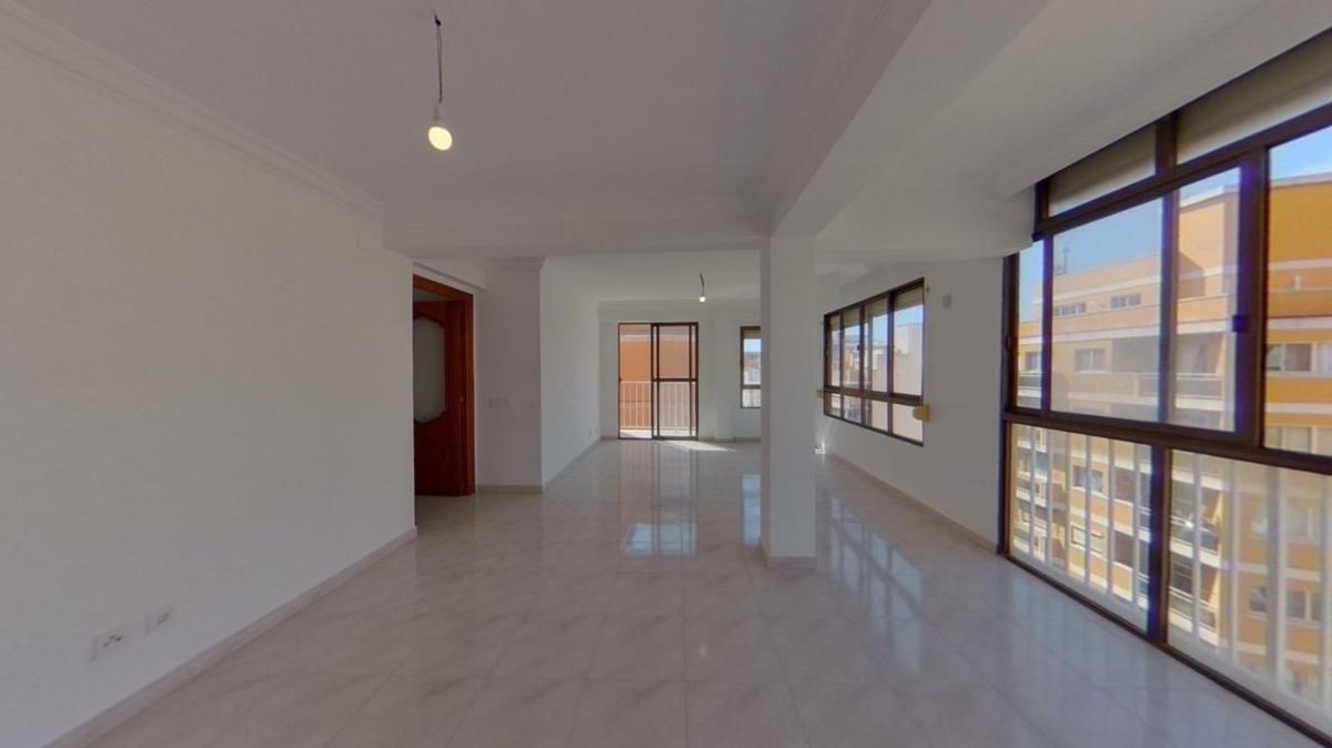 Venta de piso en Piso en Calle del Capità Vila, Pere Garau, Palma de Mallorca, Palma de Mallorca
photo 3