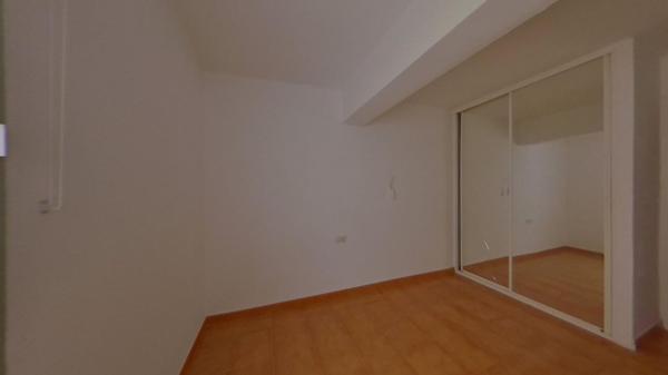 Продажа квартиры на Piso en Plaza de Serralta, Camp d'En Serralta , Palma de Mallorca, Пальма-де-Мальорка
 photo 4