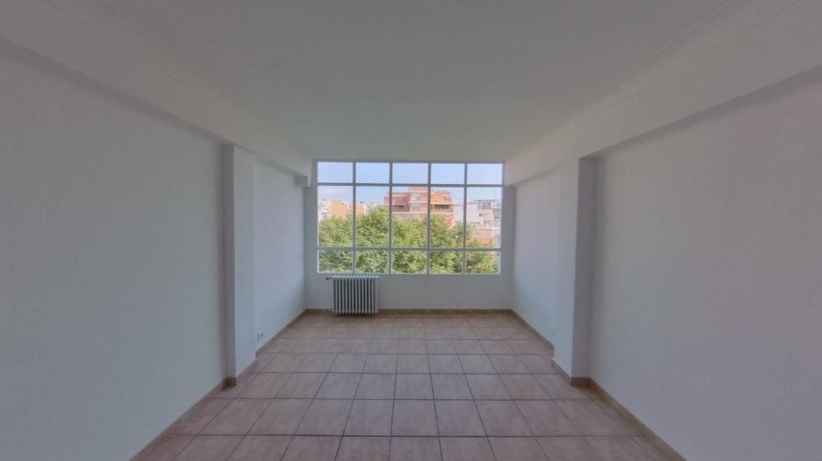 Продажа квартиры на Piso en Plaza de Serralta, Camp d'En Serralta , Palma de Mallorca, Пальма-де-Мальорка
photo 1