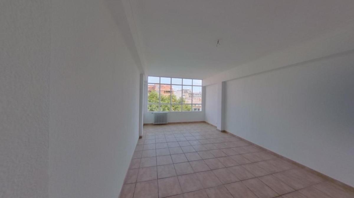 Продажа квартиры на Piso en Plaza de Serralta, Camp d'En Serralta , Palma de Mallorca, Пальма-де-Мальорка
photo 2