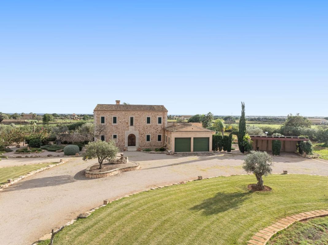 Properties for sale and rent in Spain photo 4