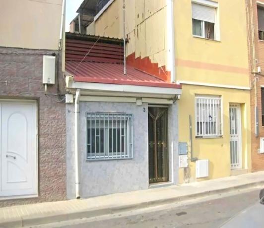 Продажа квартиры на Piso en Calle del Duero, Torre-romeu, Sabadell, Сабадель
thumbnail 1