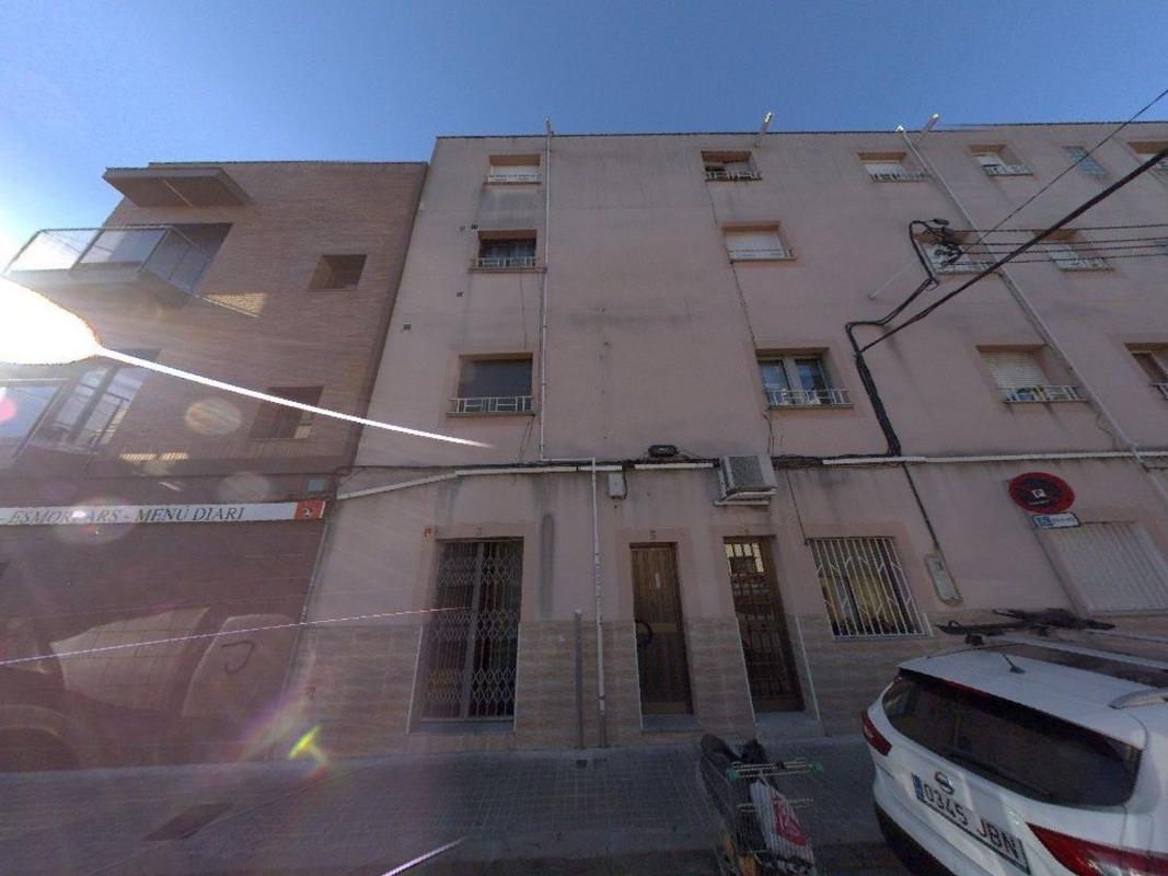 Sprzedaż mieszkania w Piso en Calle del Ripollès, Ca N'Oriac, Sabadell, Sabadell
photo 1