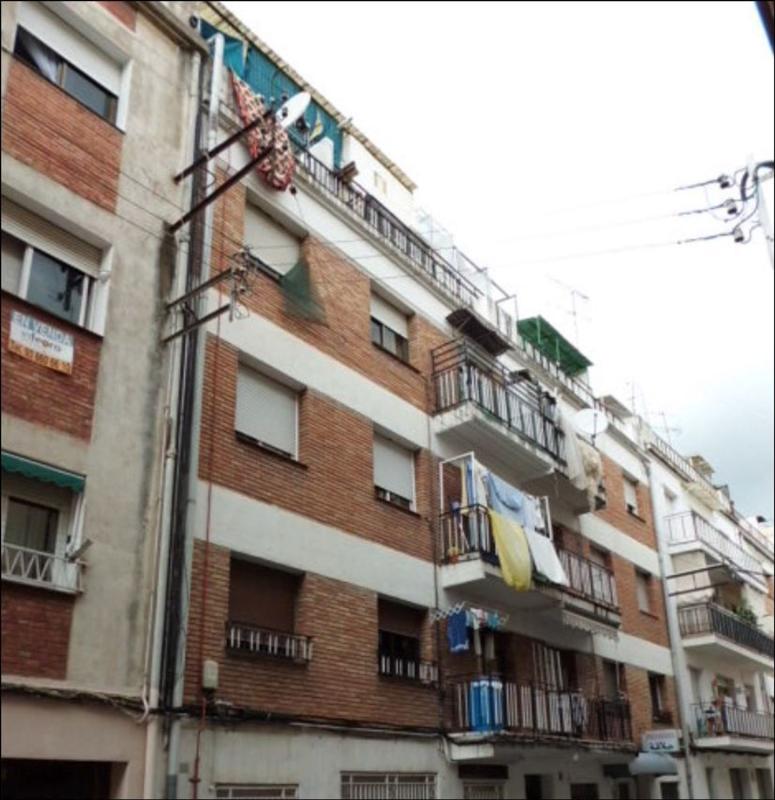 Продажа квартиры на Piso en Calle Balmes, Canovelles, Кановельес
photo 1