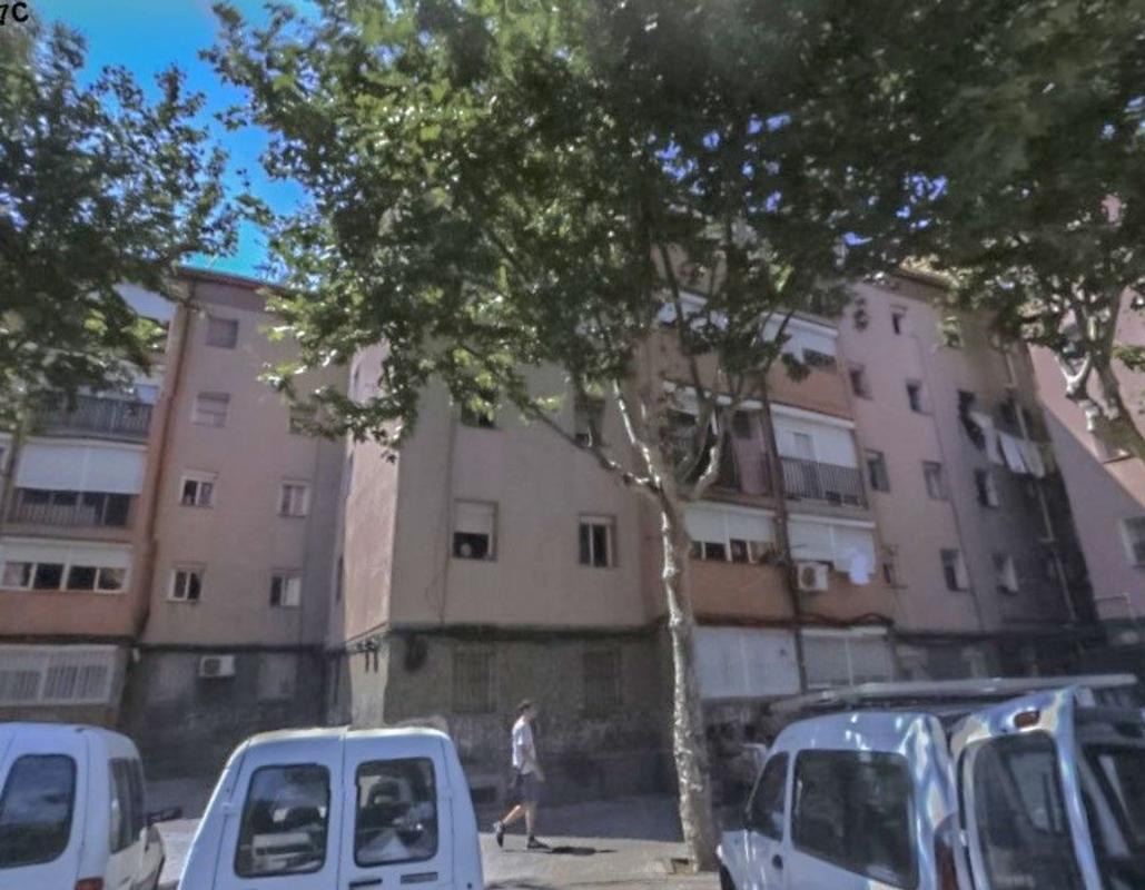 Venta de piso en Piso en Calle d'Alfons XII, Sant Roc, Badalona, Badalona
photo 1