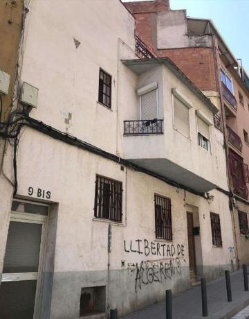 Sprzedaż mieszkania w Piso en Calle de Miquel del Prat, La Salut, Badalona, Badalona
photo 1